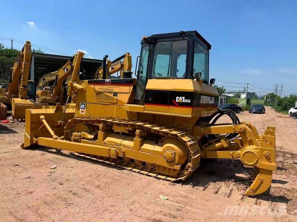 CAT D 6 G Dozers - Tratores rastos