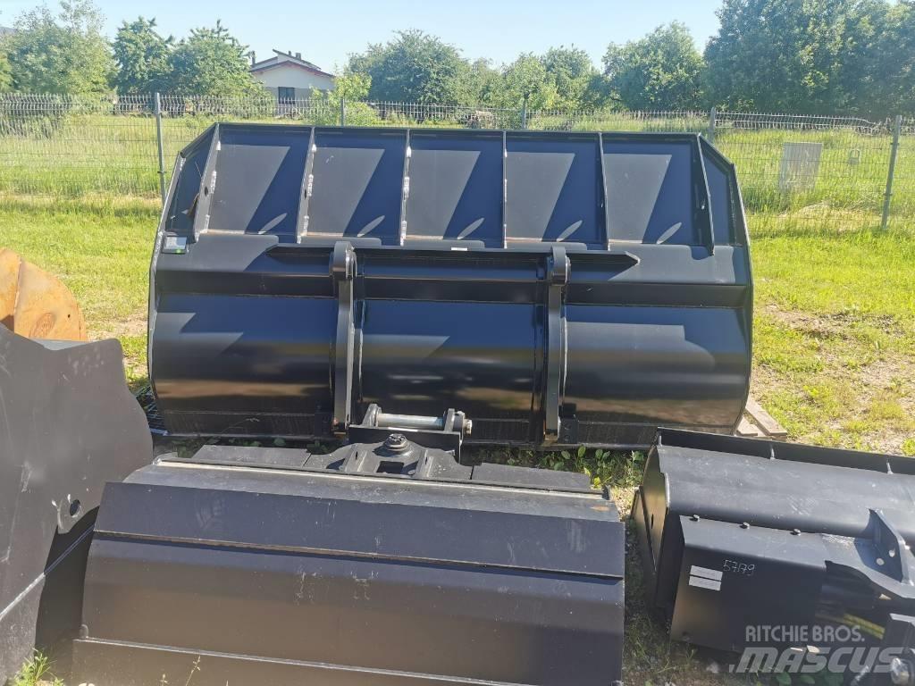 Komatsu WA470 Baldes