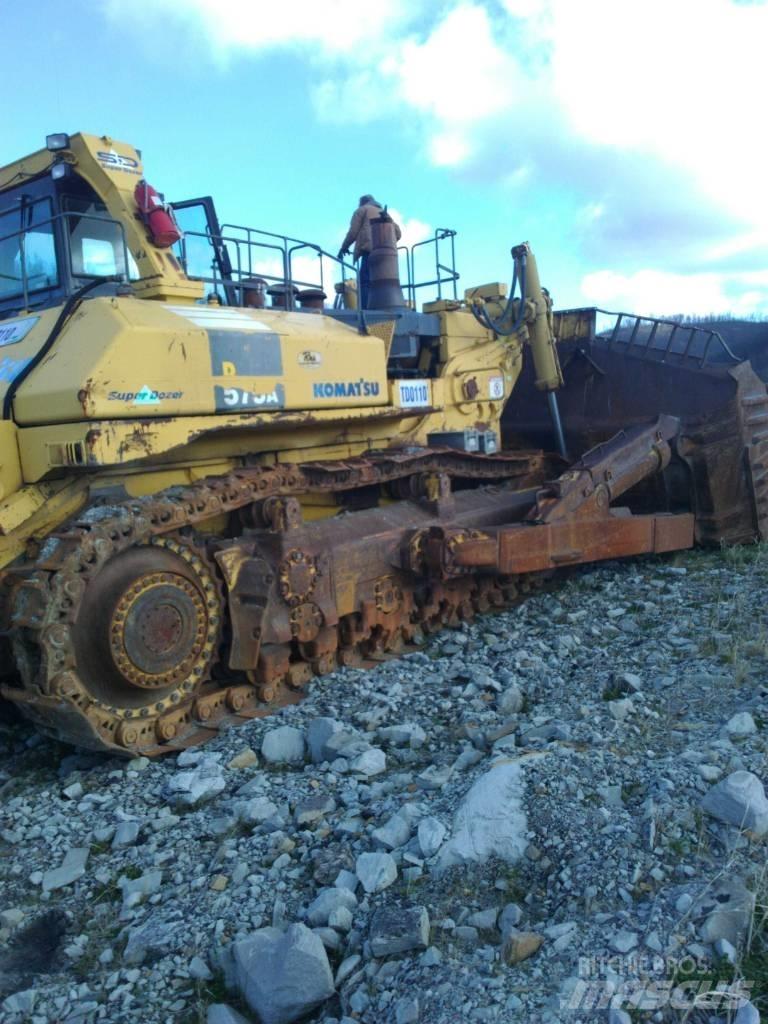 Komatsu D 575 A-3 Dozers - Tratores rastos