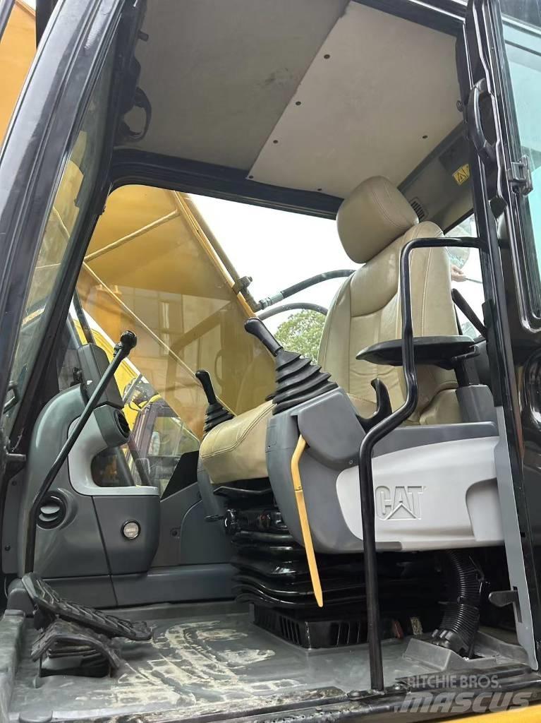 CAT 320 D Escavadoras de rastos
