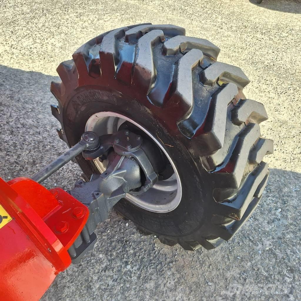 Manitou 180 ATJ Elevadores braços articulados