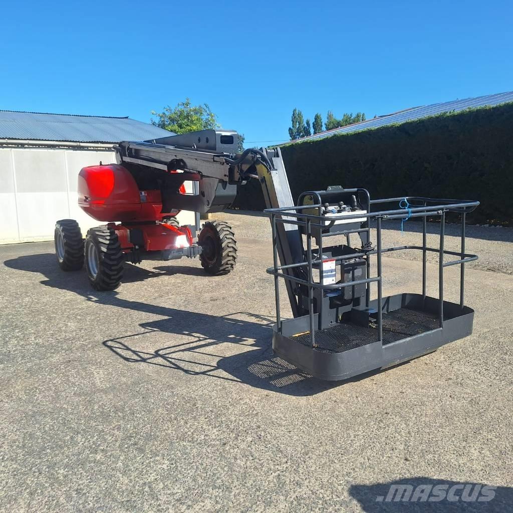 Manitou 180 ATJ Elevadores braços articulados