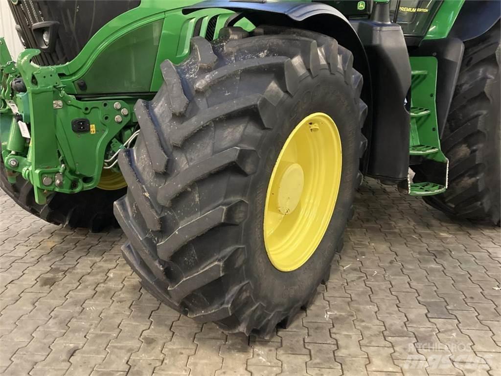 John Deere 6215R Tratores Agrícolas usados