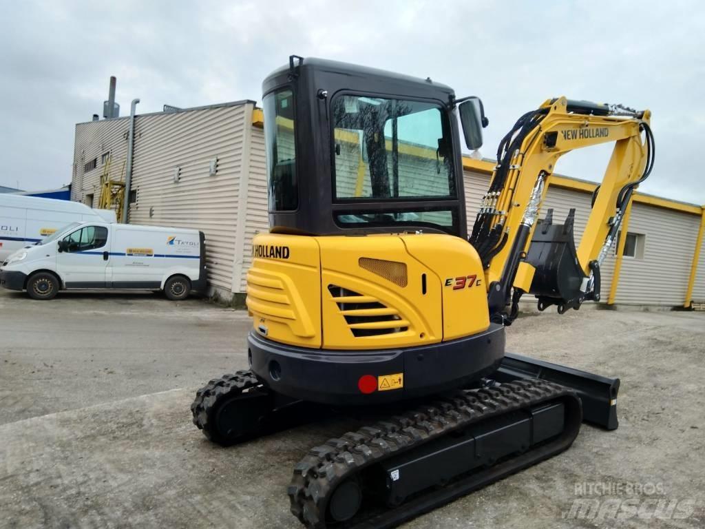 New Holland E37C Mini Escavadoras <7t
