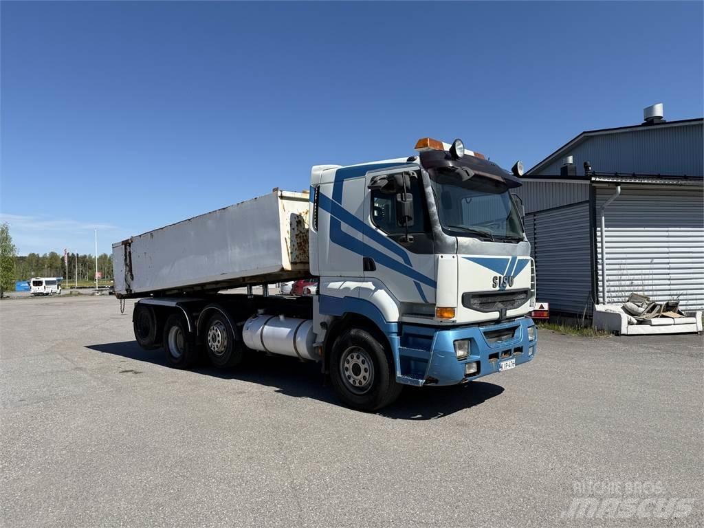 Sisu E12M 8x2 Camiões basculantes