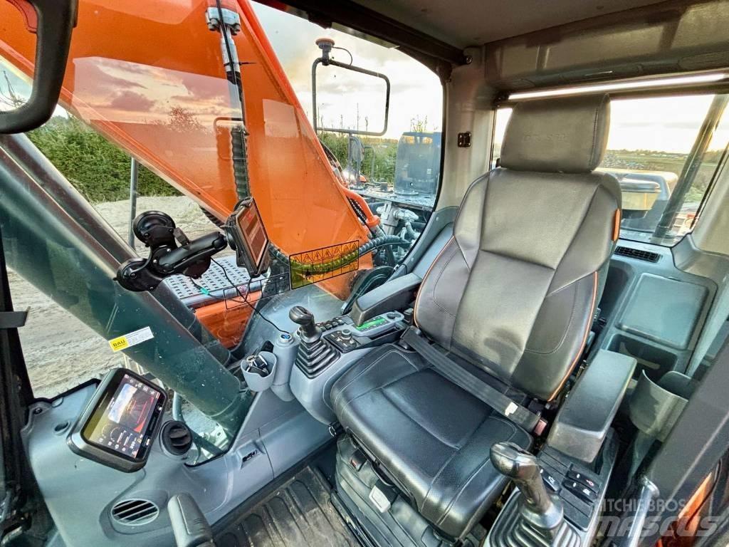 Doosan DX 255 Escavadoras de rastos