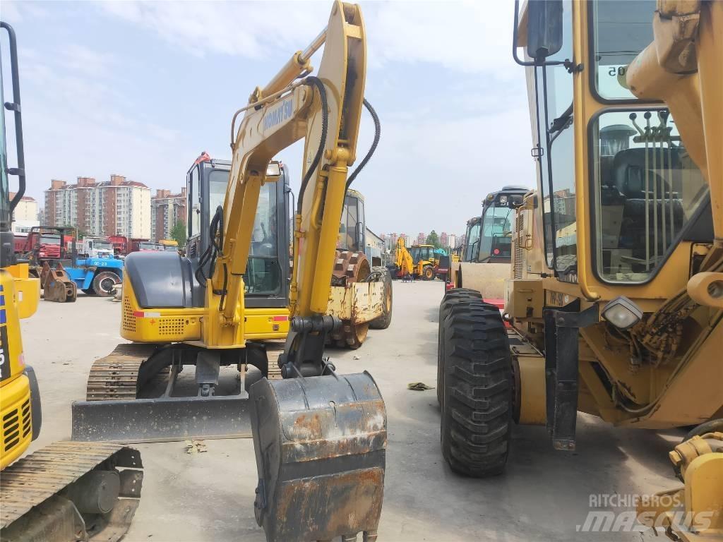 Komatsu PC56-7 Escavadoras de rastos