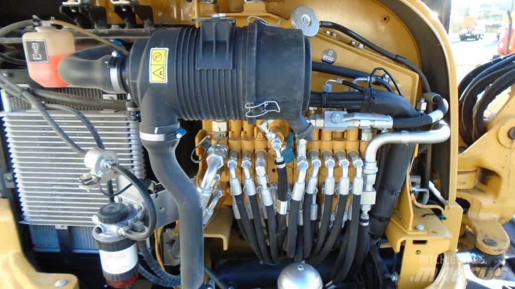 CAT 303.5 E CR Mini Escavadoras <7t