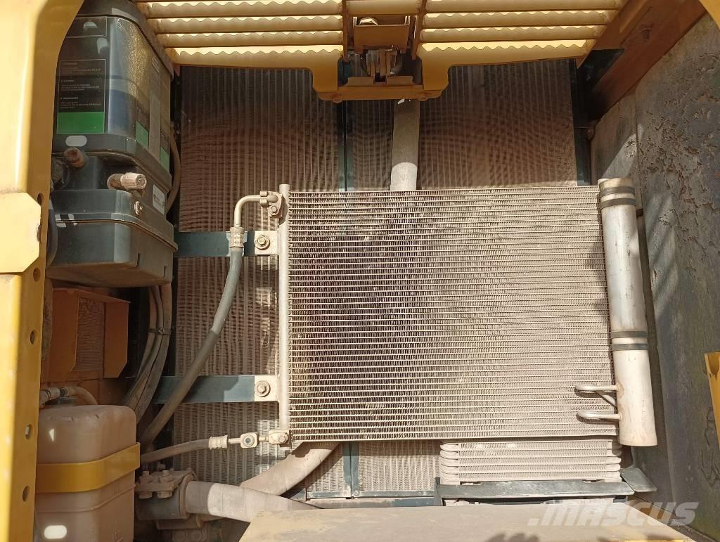 Komatsu PC 210 LC-8 Escavadoras de rastos