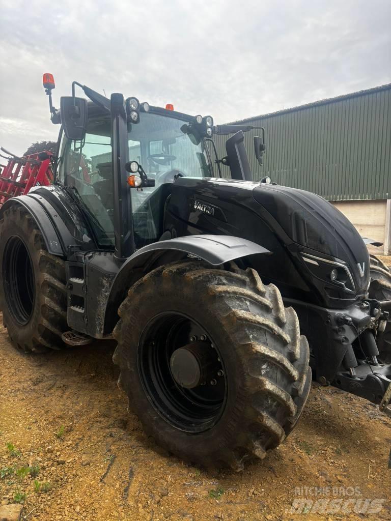 Valtra T 254 V Tratores Agrícolas usados