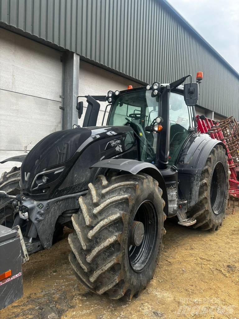 Valtra T 254 V Tratores Agrícolas usados