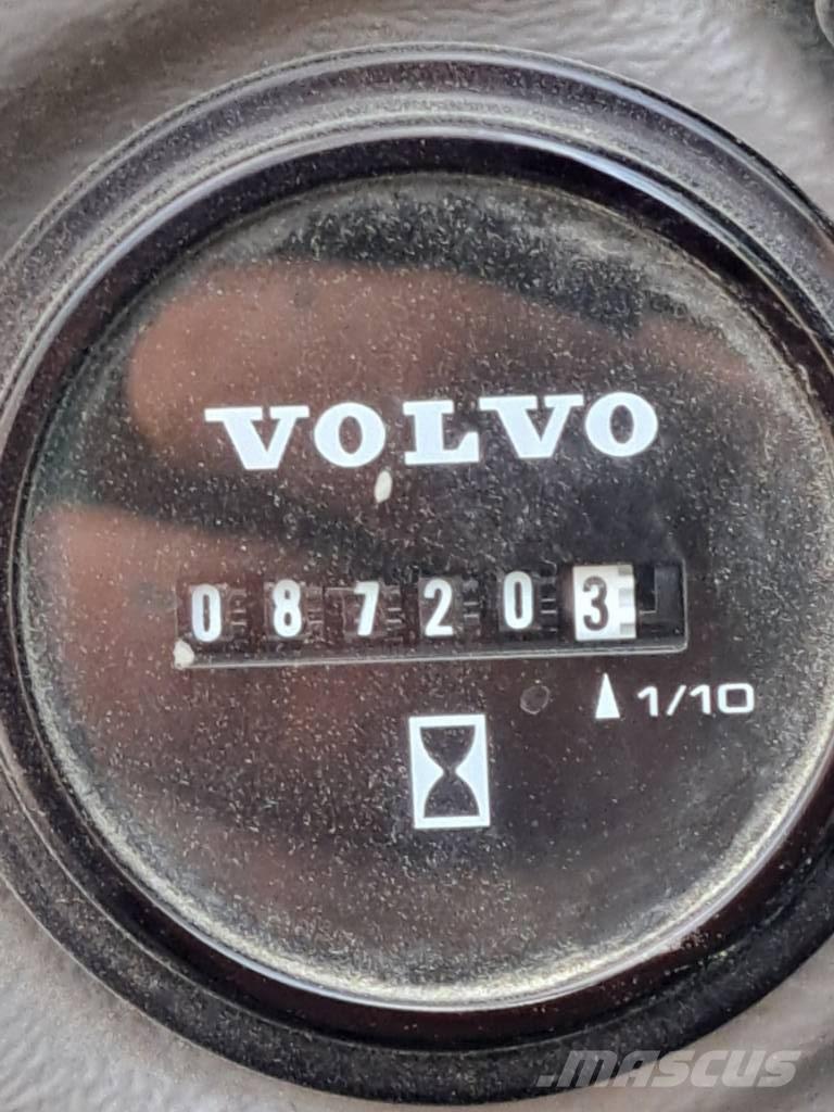 Volvo EC 300el Escavadoras de rastos