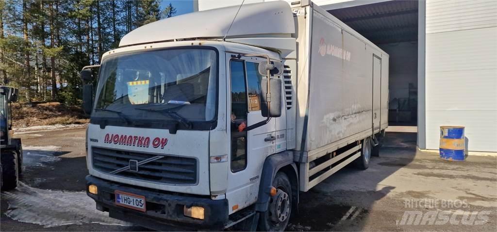 Volvo FL220 Camiões de caixa fechada