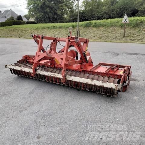 Kuhn HR 3001D Grades mecânicas e moto-cultivadores
