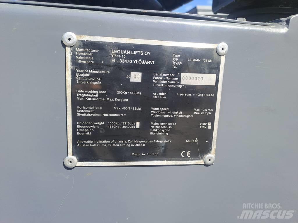 Leguan 125 Plataformas de braço compactas auto-propulsão