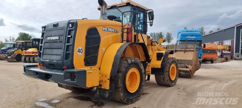 Hyundai HL 960 Pás carregadoras de rodas