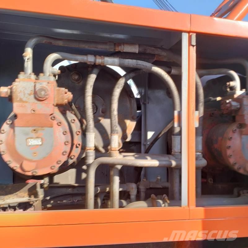 Hitachi KH 150 Gruas de rastos