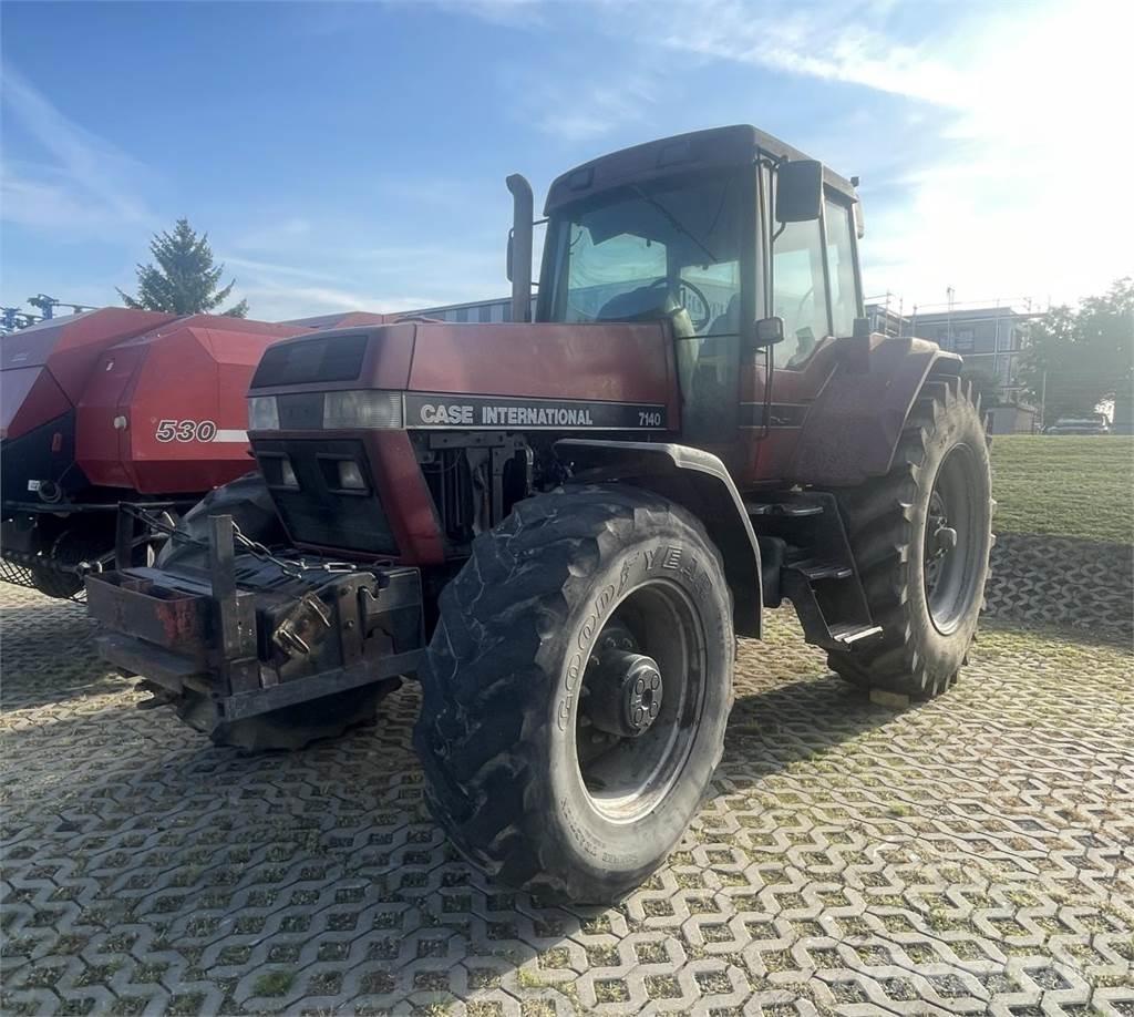 Case IH 7140 Tratores Agrícolas usados