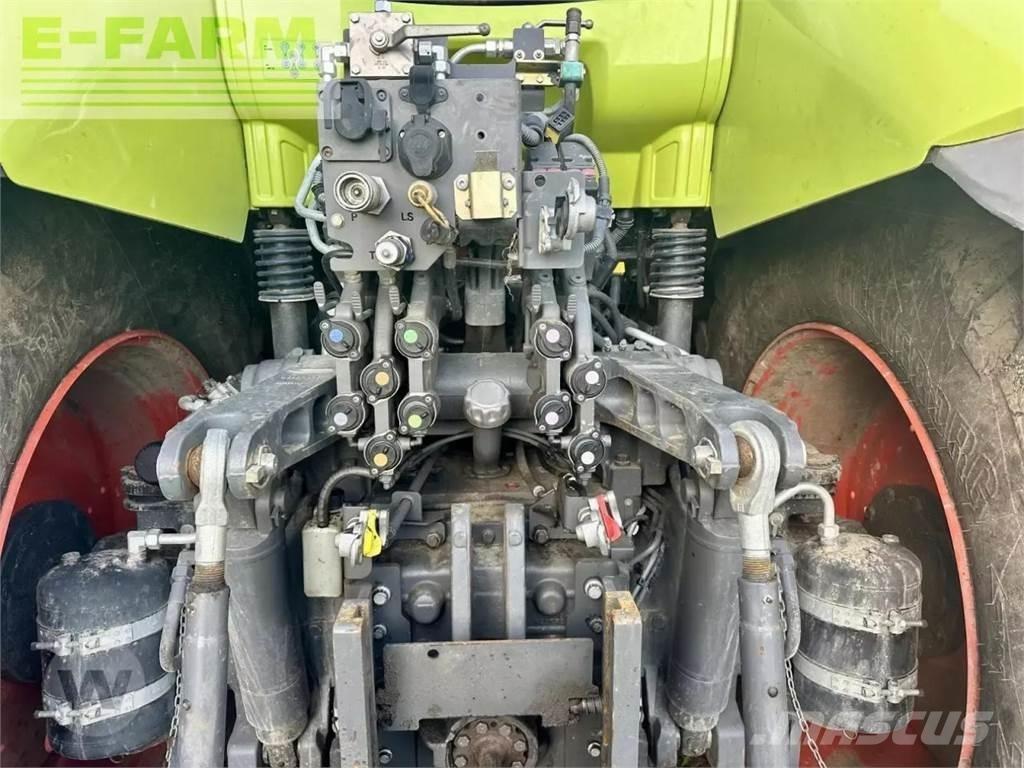 CLAAS axion 850 Tratores Agrícolas usados
