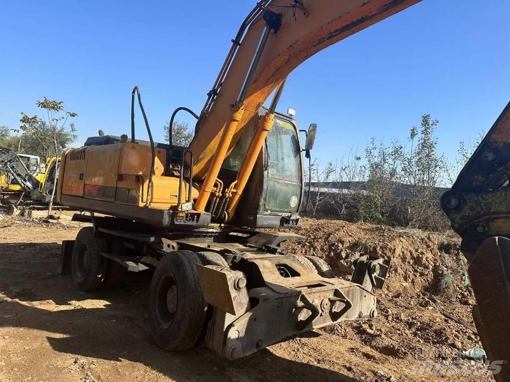 Hyundai R210W-9 Escavadoras de rodas