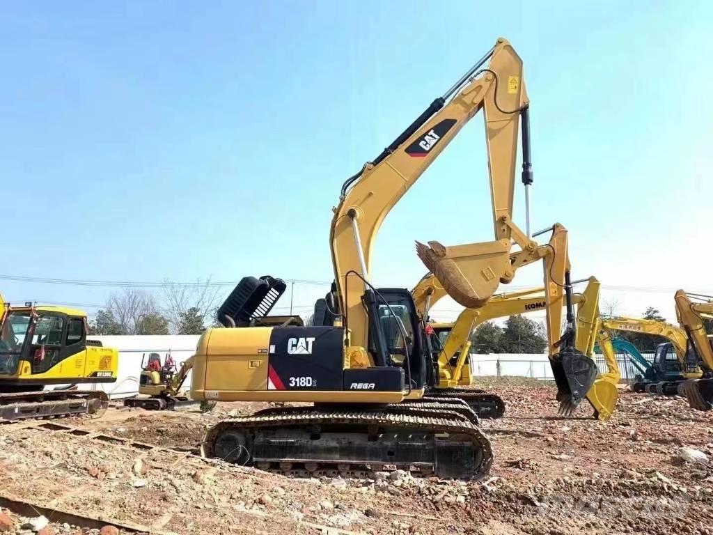CAT 318d Escavadoras de rastos