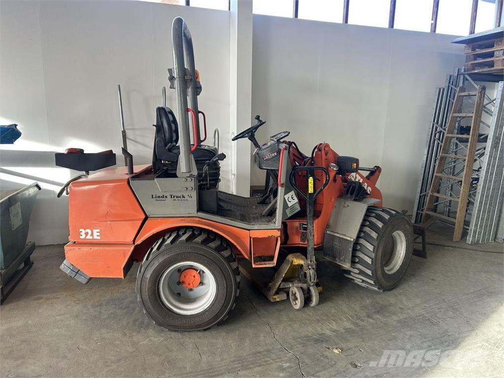 Atlas AR32E Carregadora multifunções