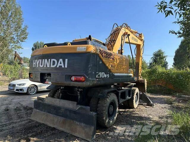 Hyundai 210W Escavadoras de rastos