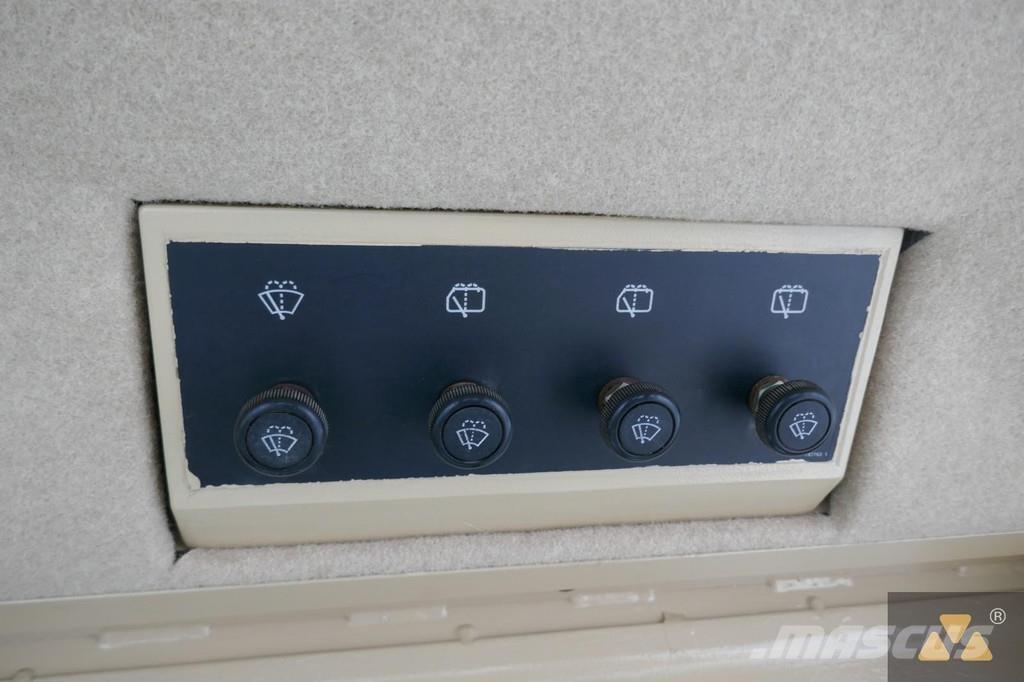 CAT D9R Ex-army Dozers - Tratores rastos