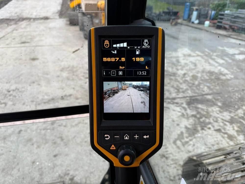 JCB JS145 Escavadoras de rastos