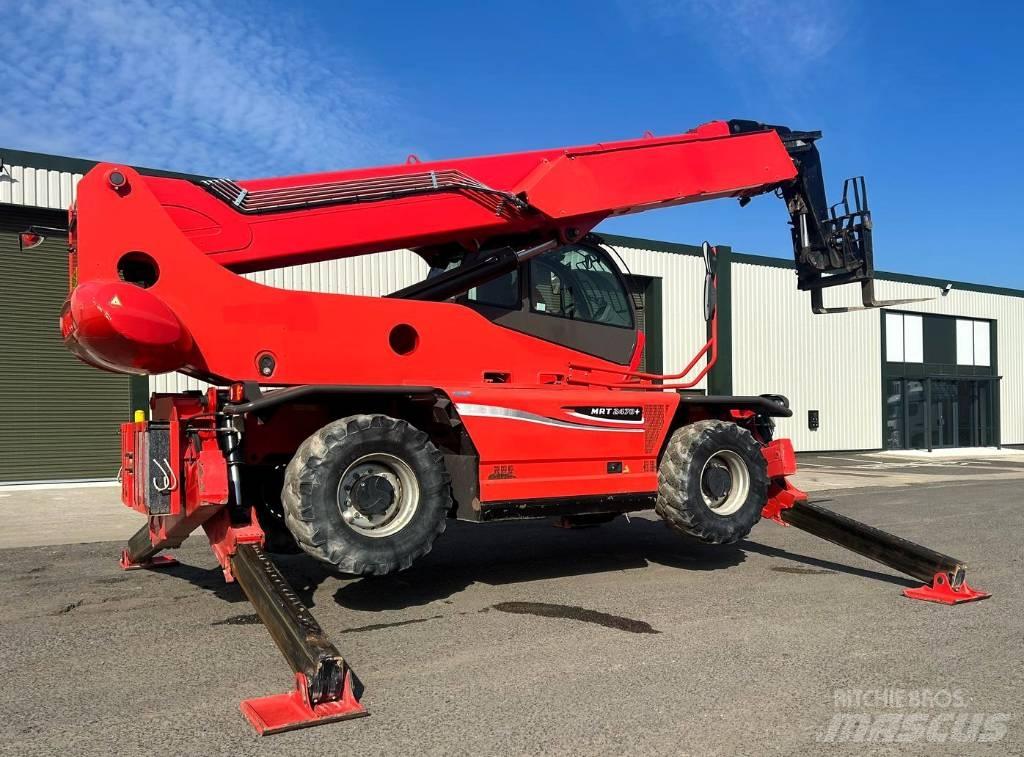 Manitou MRT 2470 + Manipuladores telescópicos