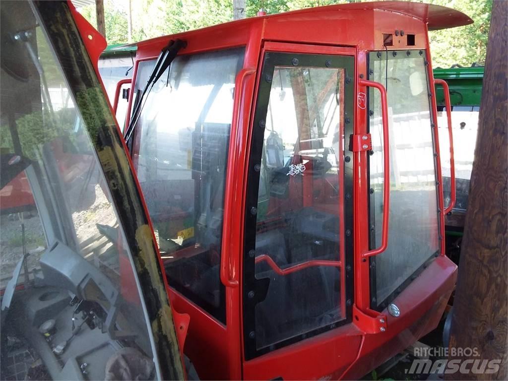 Komatsu 895 Cabines e interior
