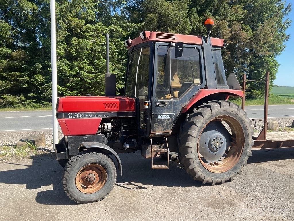 Case IH 685 XL Tratores Agrícolas usados