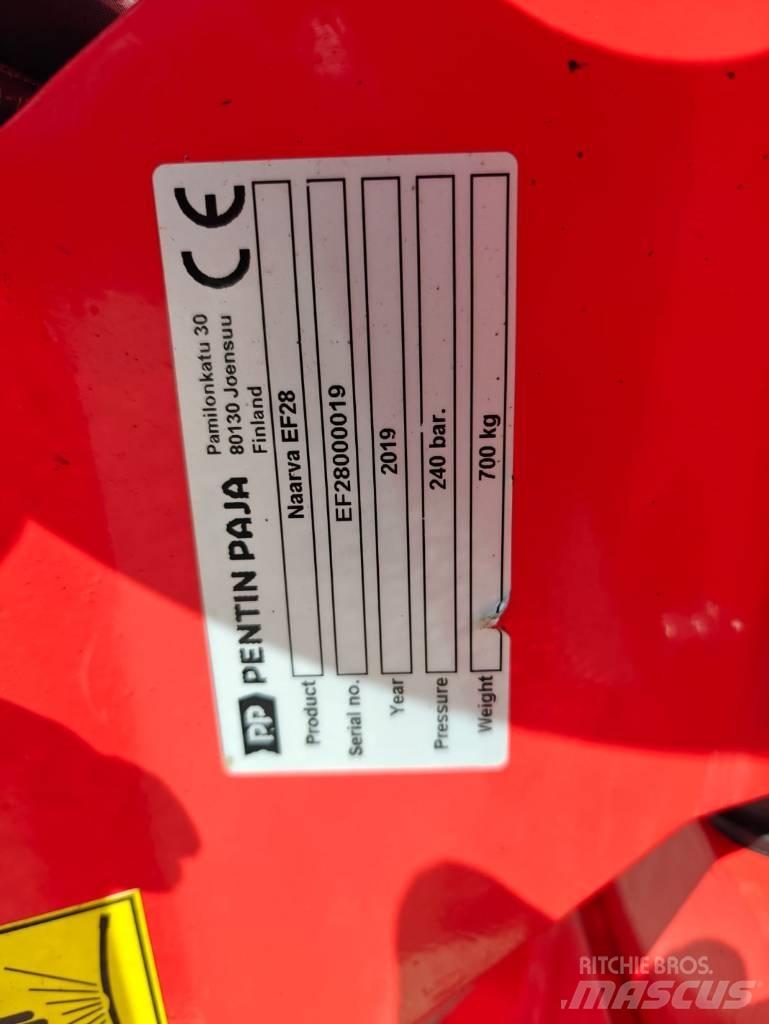 Naarva EF 28 Cabeças de ceifeiras