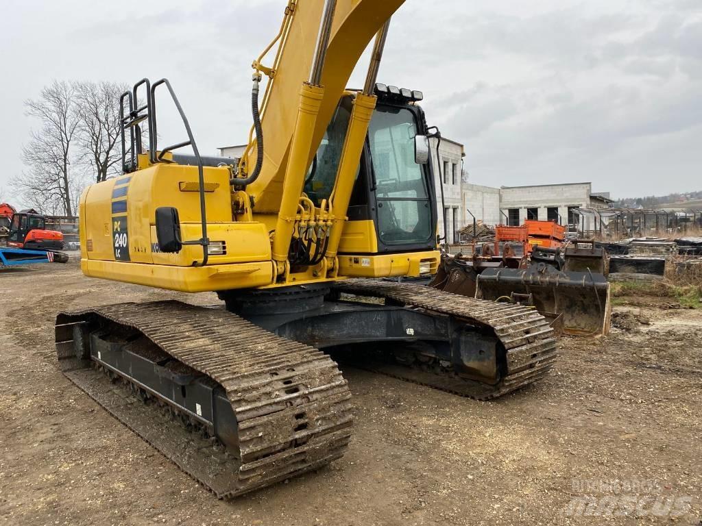 Komatsu PC240LC-10 Escavadoras de longo alcance