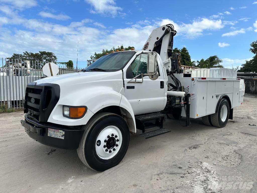 Ford F 750 XL SD Camiões grua