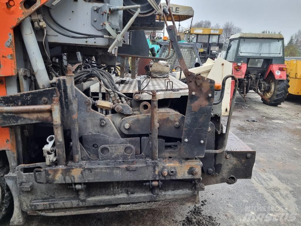 ABG Titan 8820 Pavimentadoras de asfalto