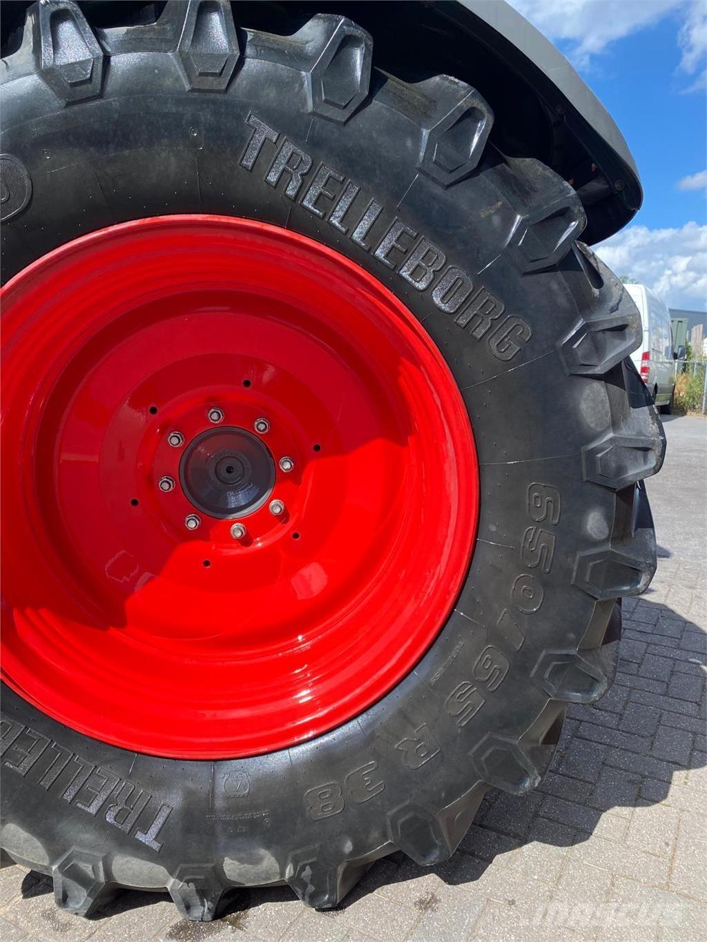  B-Tractor Tratores Agrícolas usados