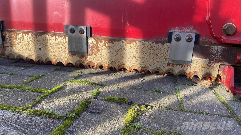 BvL megastar 195 Outra maquinaria e acessórios para gado