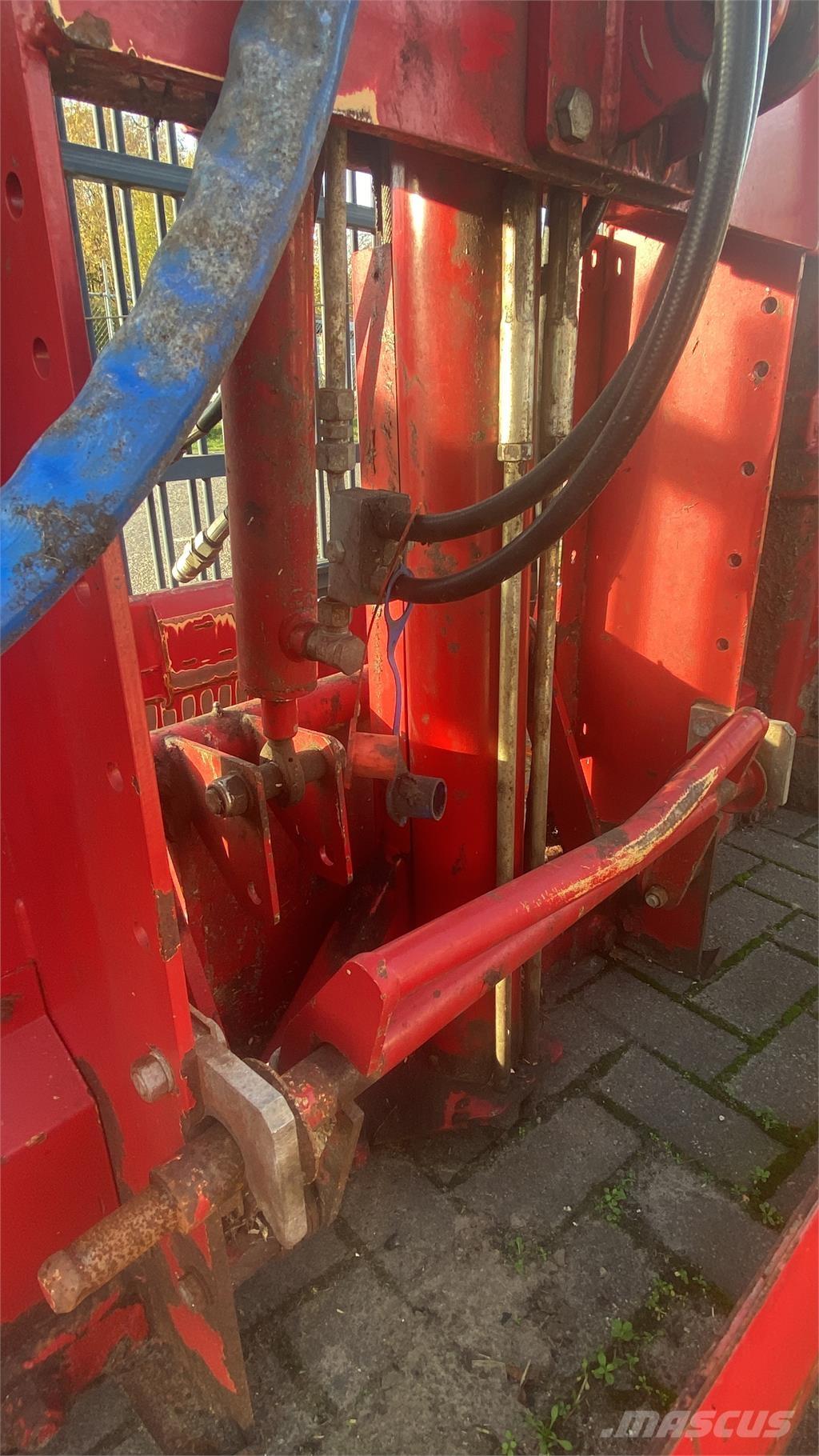 BvL megastar 195 Outra maquinaria e acessórios para gado