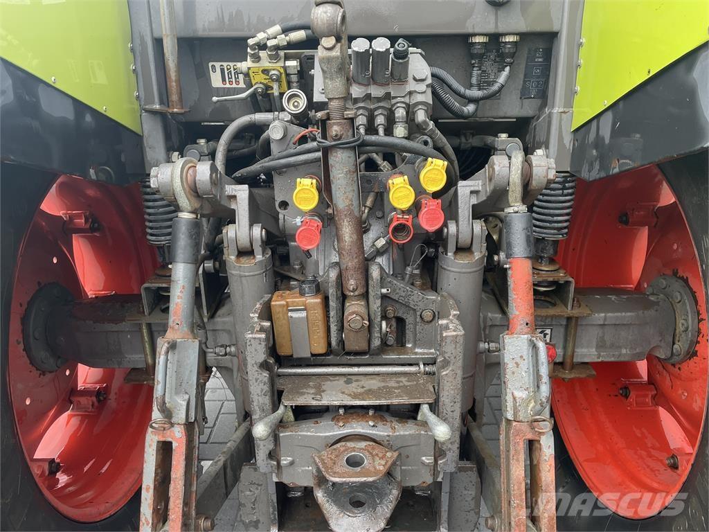 CLAAS ATZ 567 Tratores Agrícolas usados