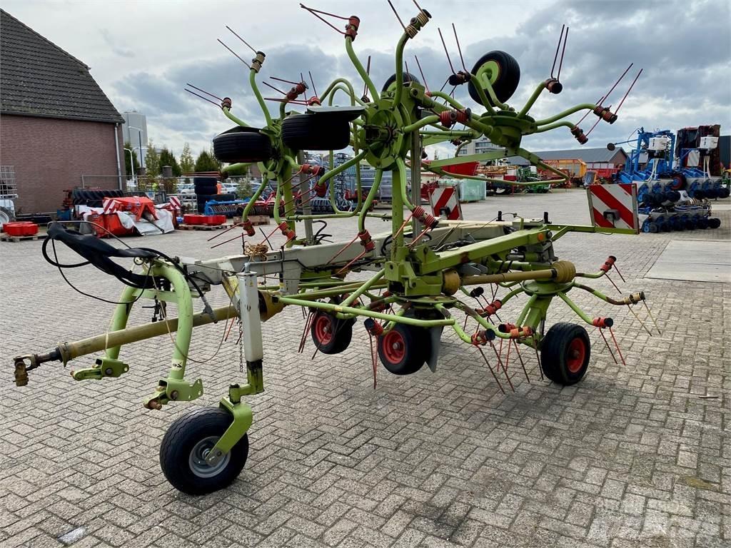 CLAAS volto 1050T Ancinho virador