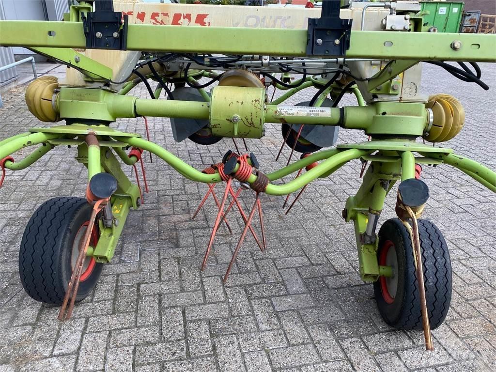 CLAAS volto 1050T Ancinho virador
