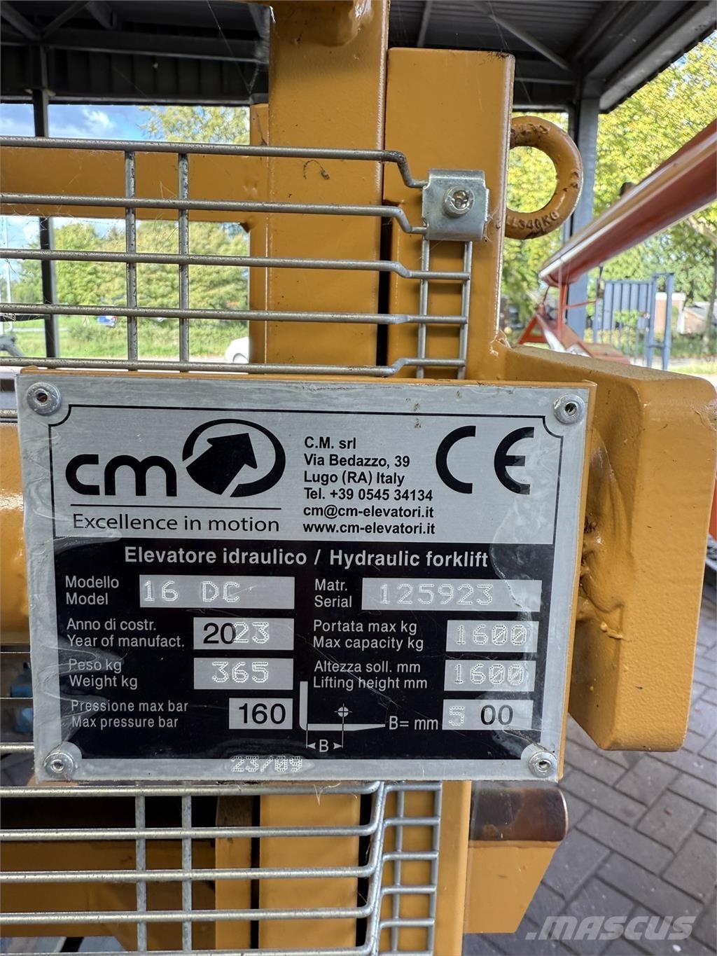 CM 16 DC DUPLEX Outros acessórios de carga e escavação