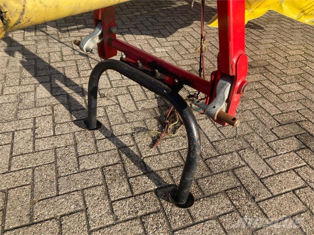 Fella TS 880 HARK Ancinho virador