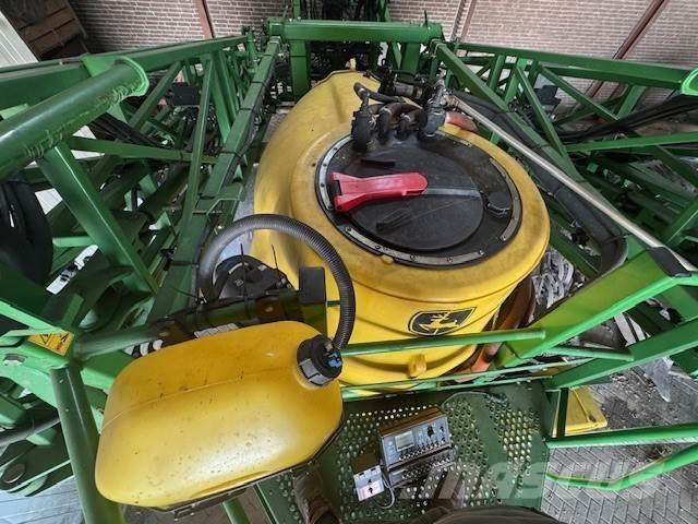 John Deere 832 Pulverizadores Automotrizes