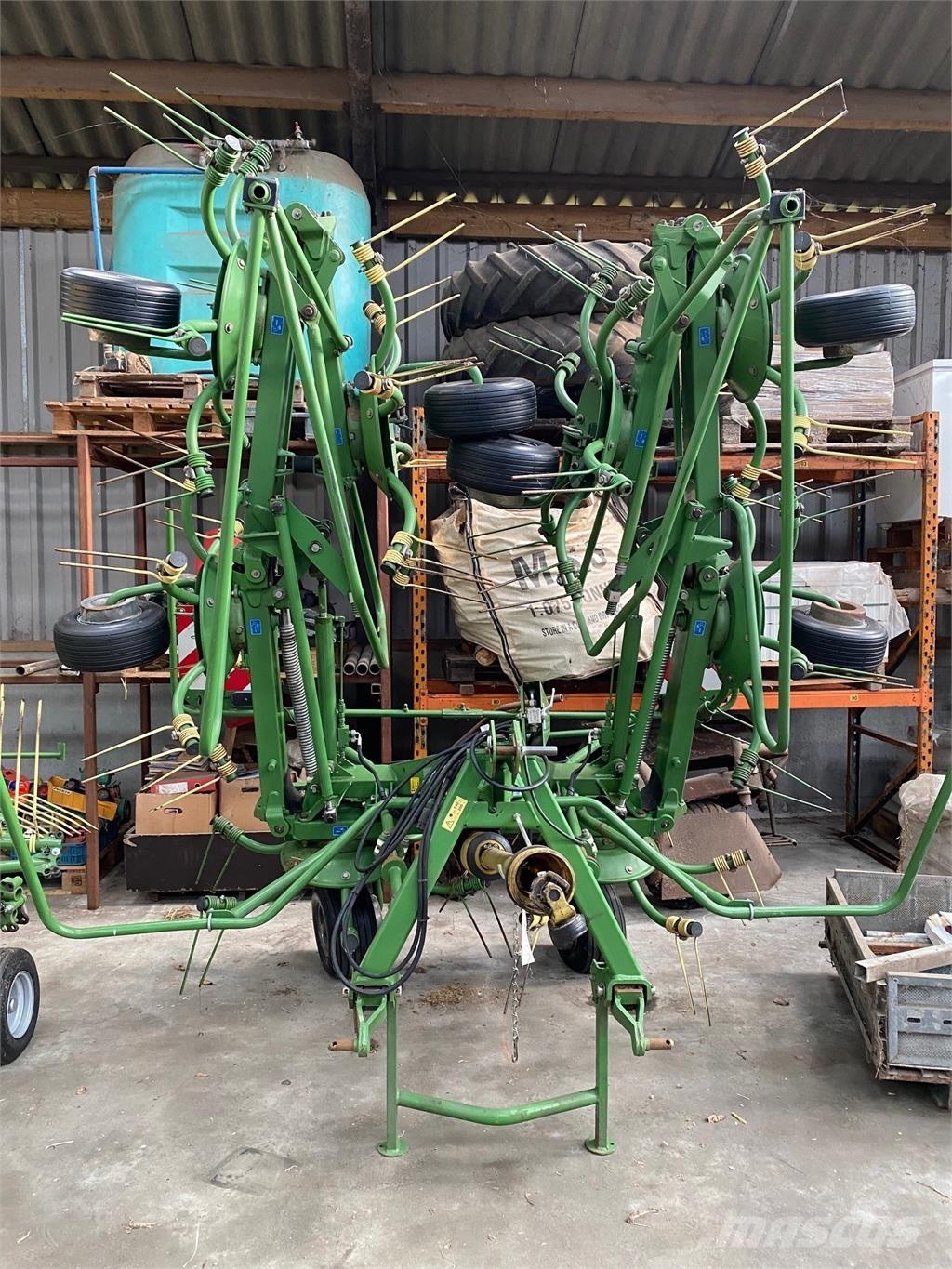 Krone KW 8.82 Ancinho virador