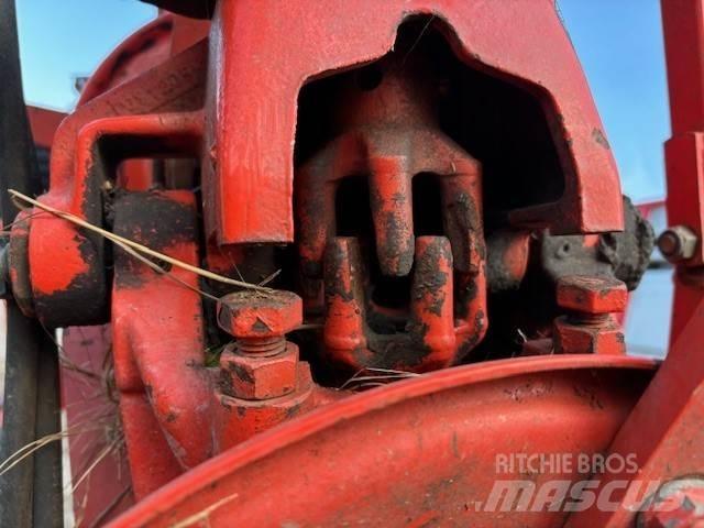 Kuhn GF 10601 TO Ancinho virador