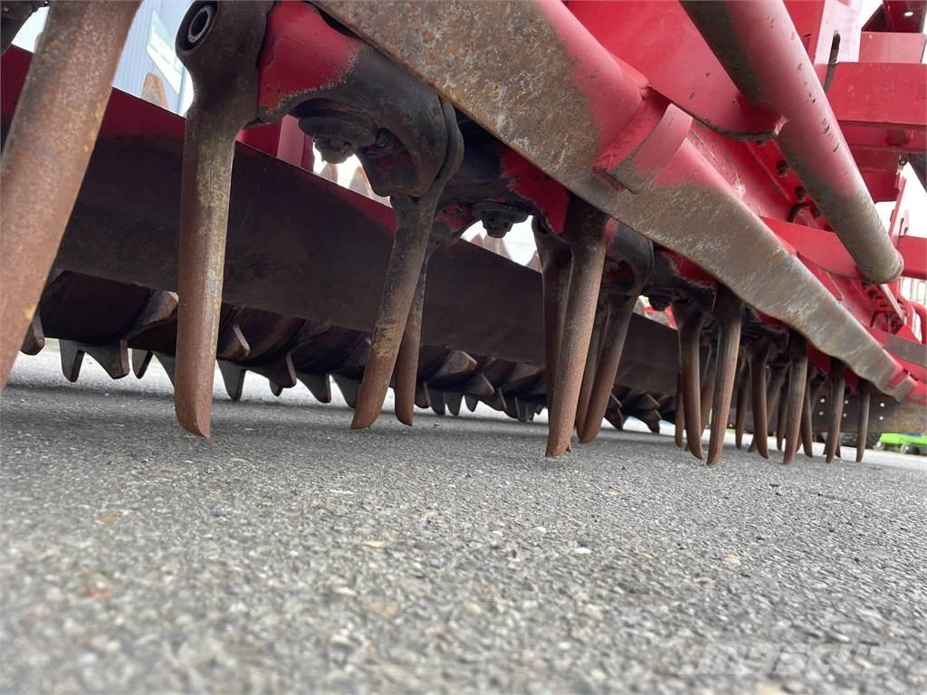 Lely 300-35 Grades mecânicas e moto-cultivadores