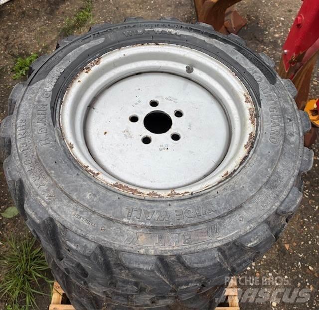  Set BKT 27x8.50-15 Pneus Agrícolas