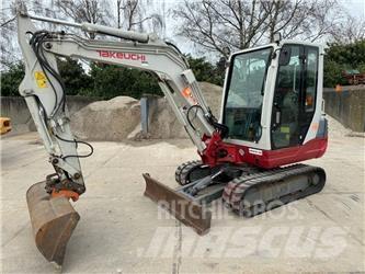 Takeuchi TB235 Mini Escavadoras <7t